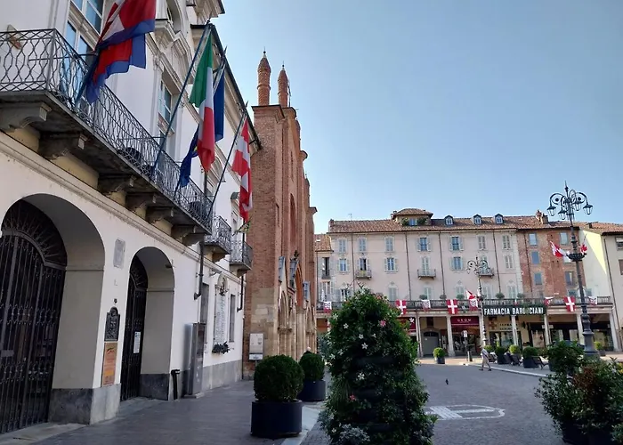 Casa Cozy - Comodo Appartamento In Asti Centro